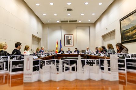 Momento de la reunión de la Comisión mixta del 1'5 % cultural Momento de la reunión de la Comisión mixta del 1'5 % cultural