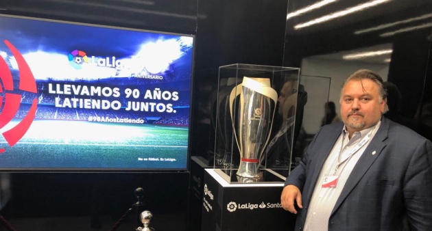 Clifton Onolfo durant la seva visita a LaLiga. Clifton Onolfo durant la seva visita a LaLiga.
