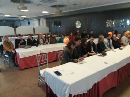 Público asistente a la presentación Público asistente a la presentación