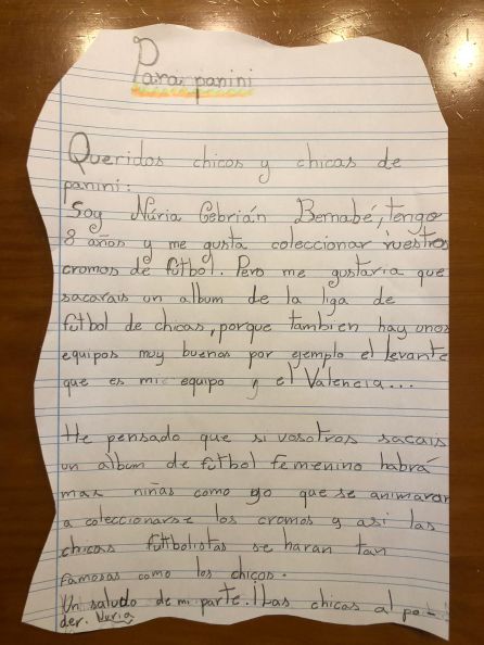 Una niña de ocho años pide en una carta a Panini un álbum de cromos de fútbol femenino Una niña de ocho años pide en una carta a Panini un álbum de cromos de fútbol femenino