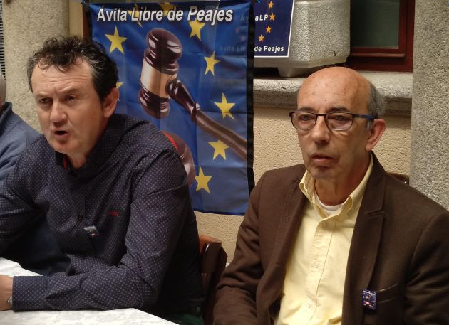 Julio Huerta (derecha), candidato a la alcaldía de Ávila, y Ángel Zancajo, candidato a las Cortes de Castilla y León Julio Huerta (derecha), candidato a la alcaldía de Ávila, y Ángel Zancajo, candidato a las Cortes de Castilla y León