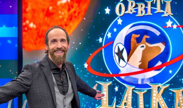 Eduardo Sáenz de Cabezón, presentador de Órbita Laika. Eduardo Sáenz de Cabezón, presentador de Órbita Laika.