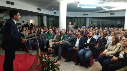 El secretario general del PSOE de Jaén Francisco Reyes valora la gestión de los equipos de gobierno socialistas pealeños El secretario general del PSOE de Jaén Francisco Reyes valora la gestión de los equipos de gobierno socialistas pealeños