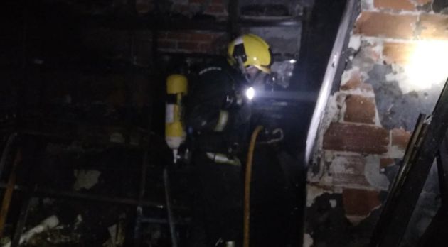 Momento de la intervención en el incendio. Momento de la intervención en el incendio.