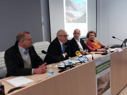 Momento de la intervención de Manuel Parras, presidente del CES de Jaén Momento de la intervención de Manuel Parras, presidente del CES de Jaén