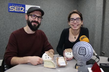 Lucía y Pedro, gerentes de 'Quesería Jaramera' Lucía y Pedro, gerentes de 'Quesería Jaramera'