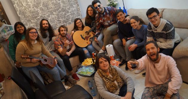 Así fue el concierto de Bombai en casa de una oyente Así fue el concierto de Bombai en casa de una oyente