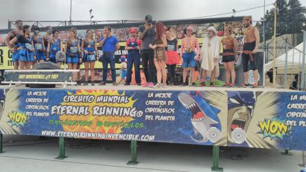 Podium de ganadores de la carrera de invencibles del año 2017 Podium de ganadores de la carrera de invencibles del año 2017