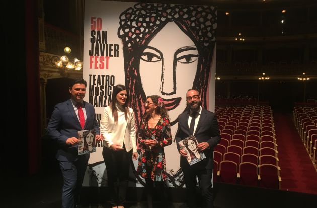 De izquierda a derecha: José Miguel Luengo (alcalde de San Javier), Miriam Guardiola (consejera de Cultura), Esperanza Clares (Alquibla Teatro) y David Martínez, (director del Festival) De izquierda a derecha: José Miguel Luengo (alcalde de San Javier), Miriam Guardiola (consejera de Cultura), Esperanza Clares (Alquibla Teatro) y David Martínez, (director del Festival)