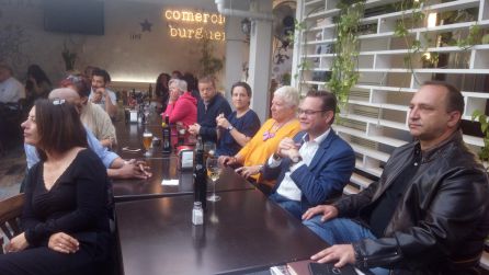 El candidato de Podemos a la alcaldía de Dénia, Alex Rodenkirchen, y el candidato a la presidencia de la GVA, Rubén Martínez Dalmau. El candidato de Podemos a la alcaldía de Dénia, Alex Rodenkirchen, y el candidato a la presidencia de la GVA, Rubén Martínez Dalmau.