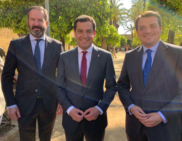Moreno Bonilla con el presidente del PP de Córdoba, Adolfo Molina y el candidato a la alcaldía de Córdoba, José María Belllido Moreno Bonilla con el presidente del PP de Córdoba, Adolfo Molina y el candidato a la alcaldía de Córdoba, José María Belllido