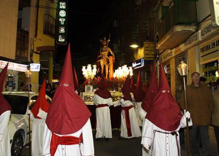Las procesiones de Pinto también cuentan con larga tradición Las procesiones de Pinto también cuentan con larga tradición