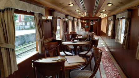 Interior del Tren Transcantábrico. Interior del Tren Transcantábrico.