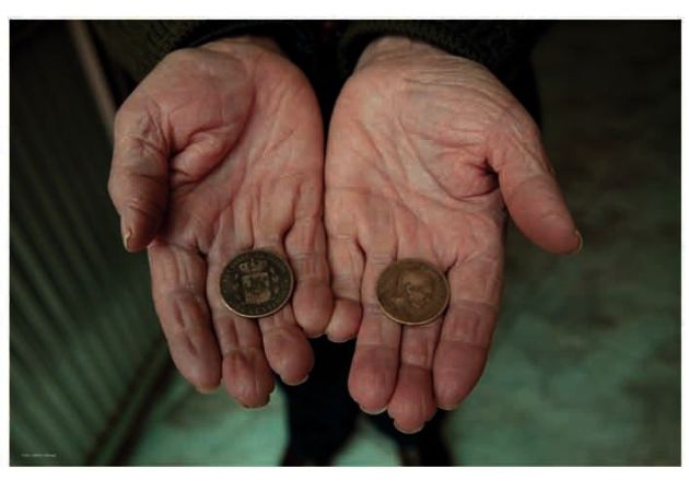 Imagen de las monedas que se lanzan al aire Imagen de las monedas que se lanzan al aire
