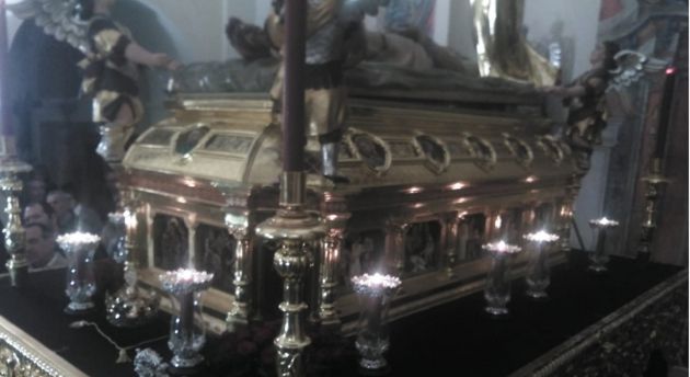 Imagen del paso del Santo Sepulcro, dentro de la Parroquia de La Merced Imagen del paso del Santo Sepulcro, dentro de la Parroquia de La Merced
