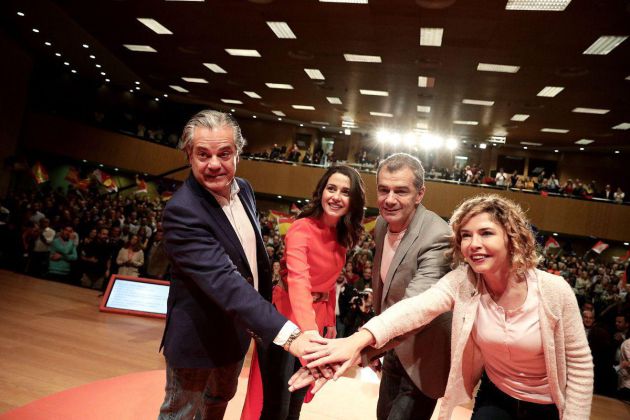 Marcos de Quinto, Inés Arrimadas, Toni Cantó y Marta Martín este sábado en Alicante Marcos de Quinto, Inés Arrimadas, Toni Cantó y Marta Martín este sábado en Alicante