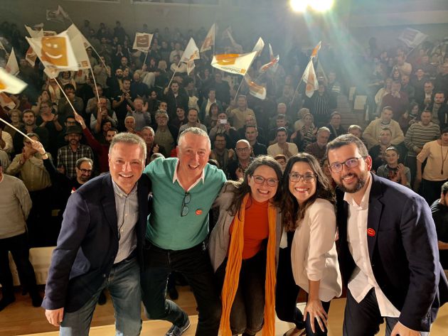 Natxo Bellido, Joan Baldoví, Mónica Oltra, Aitana Más e Ignasi Candela este sábado en Alicante Natxo Bellido, Joan Baldoví, Mónica Oltra, Aitana Más e Ignasi Candela este sábado en Alicante