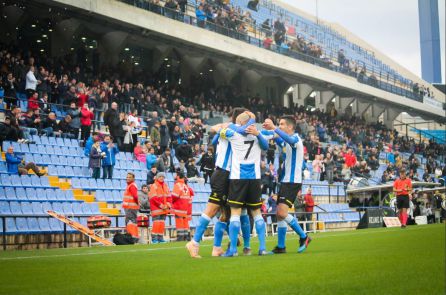 Nueva victoria herculana: Carlos Martínez acerca al Hércules a la promoción de ascenso Nueva victoria herculana: Carlos Martínez acerca al Hércules a la promoción de ascenso