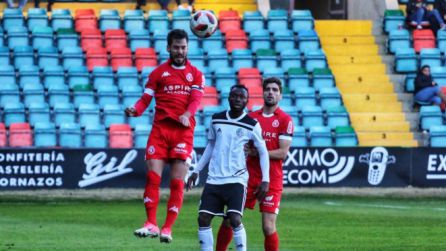 Owusu, entre Saúl e Iván González, será una amenaza menos en el Salamanca Owusu, entre Saúl e Iván González, será una amenaza menos en el Salamanca