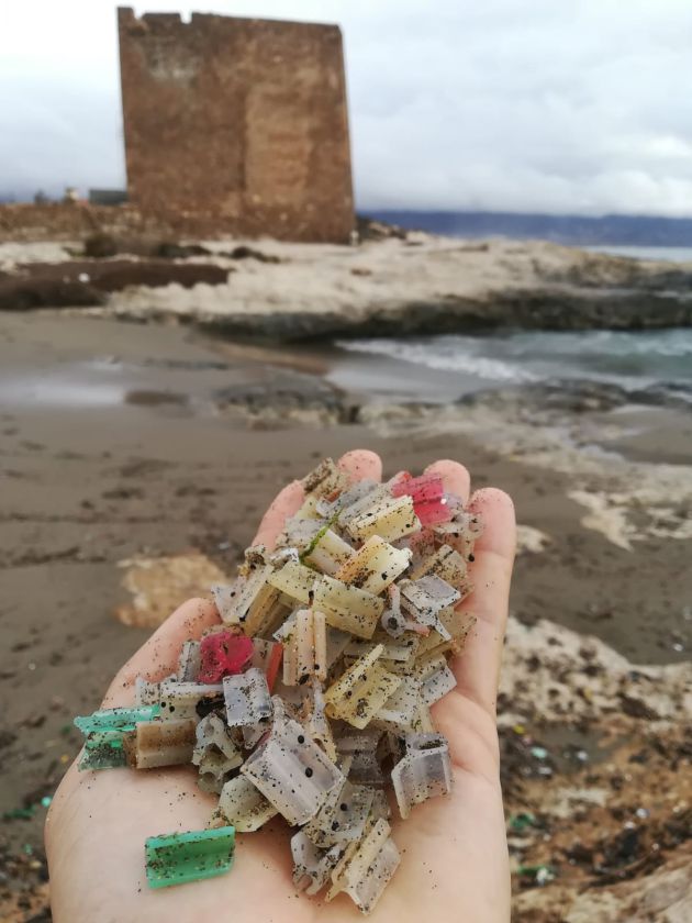 El temporal se siente en la costa, afectando especialmente a La Manga El temporal se siente en la costa, afectando especialmente a La Manga