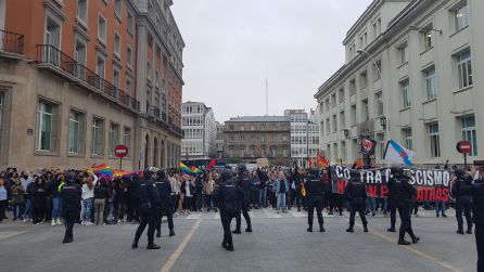 Concentración contra el acto de Vox en A Coruña Concentración contra el acto de Vox en A Coruña