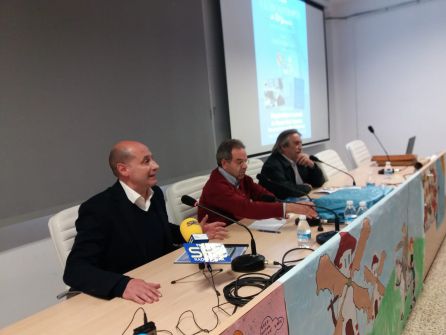 Momento de la intervención del alcadle, José Luis HIdalgo, en la presentación del libro Momento de la intervención del alcadle, José Luis HIdalgo, en la presentación del libro