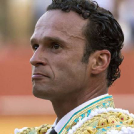 Feria de Sevilla | Toros de Victorino Martín para Antonio Ferrera, Manuel Escribano y Emilio de Justo: Antonio Ferrera, Manuel Escribano y Emilio de Justo, ante los 'victorinos' Feria de Sevilla | Toros de Victorino Martín para Antonio Ferrera, Manuel Escribano y Emilio de Justo: Antonio Ferrera, Manuel Escribano y Emilio de Justo, ante los 'victorinos'