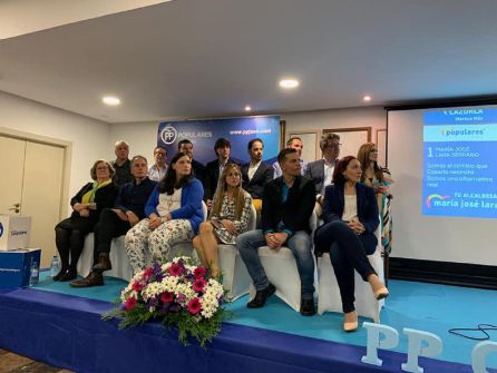 Los integrantes de la candidatura del PP de Cazorla al completo Los integrantes de la candidatura del PP de Cazorla al completo