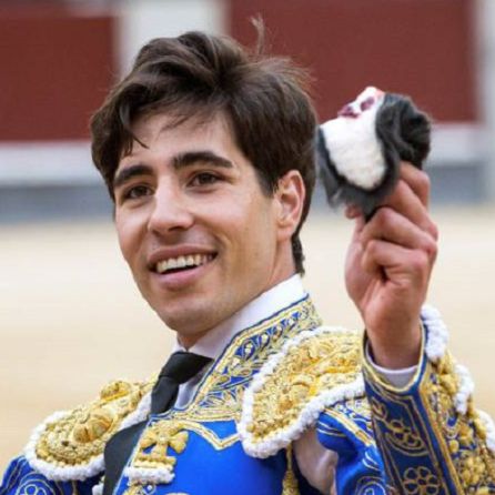 Feria de Sevilla | Toros de El Pilar y Moisés Fraile para Pepe Moral, Álvaro Lorenzo y Ginés Marín: Pepe Moral, Álvaro Lorenzo y Ginés Marín, ante toros de El Pilar Feria de Sevilla | Toros de El Pilar y Moisés Fraile para Pepe Moral, Álvaro Lorenzo y Ginés Marín: Pepe Moral, Álvaro Lorenzo y Ginés Marín, ante toros de El Pilar