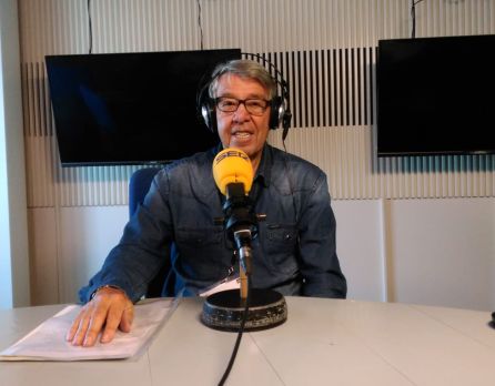 Alfredo Garrido en los estudios de Radio Madrid Alfredo Garrido en los estudios de Radio Madrid