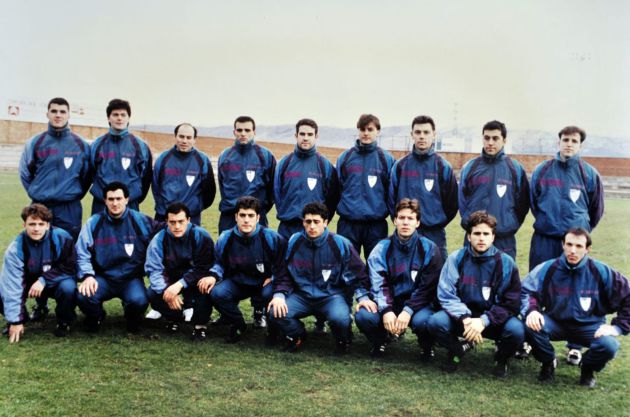 Plantilla de la Gimnástica Segoviana en los años 90 con García Alvarado como entrenador Plantilla de la Gimnástica Segoviana en los años 90 con García Alvarado como entrenador