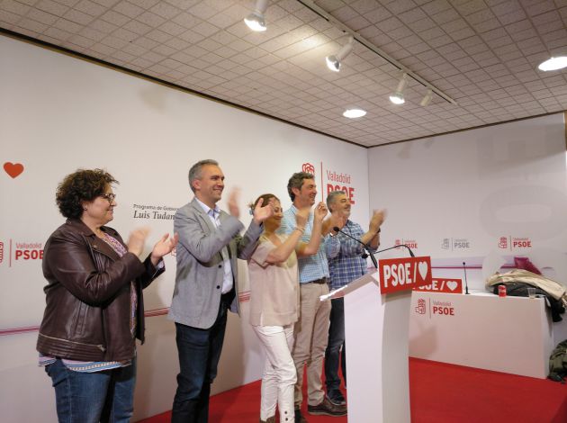 Los candidatos del PSOE y Teresa López celebran los resultados del 28-A Los candidatos del PSOE y Teresa López celebran los resultados del 28-A