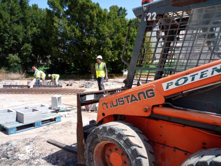 Comienza el derribo de Son Dureta con un coste de unos 2 millones de euros Comienza el derribo de Son Dureta con un coste de unos 2 millones de euros