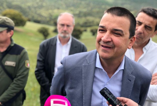Francisco Martínez Arroyo, consejero de Agricultura, durante el acto de suelta de Pica en Almuradiel (Ciudad Real) Francisco Martínez Arroyo, consejero de Agricultura, durante el acto de suelta de Pica en Almuradiel (Ciudad Real)
