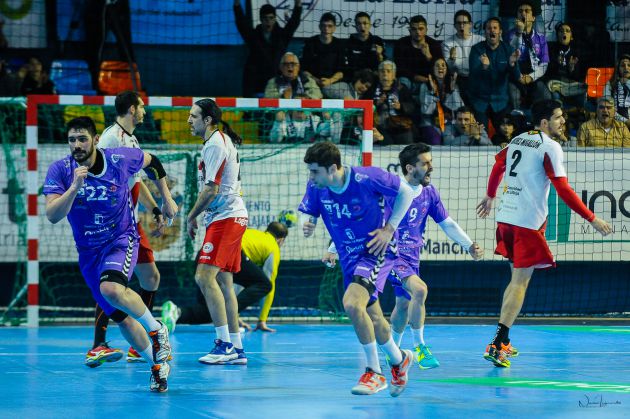 Saeid Barkhordari, portero de Irán, primer fichaje del Quabit BM Guadalajara: Saeid Barkhordari, portero de Irán, primer fichaje del Quabit BM Guadalajara Saeid Barkhordari, portero de Irán, primer fichaje del Quabit BM Guadalajara: Saeid Barkhordari, portero de Irán, primer fichaje del Quabit BM Guadalajara