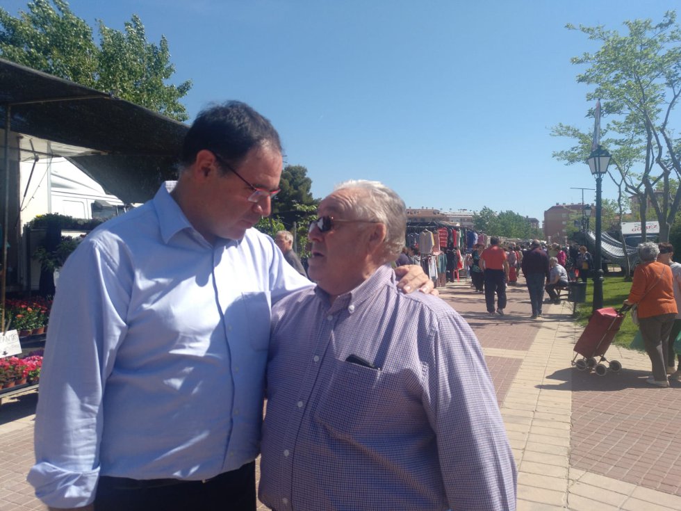 Candidatura del PP en el mercadillo Candidatura del PP en el mercadillo