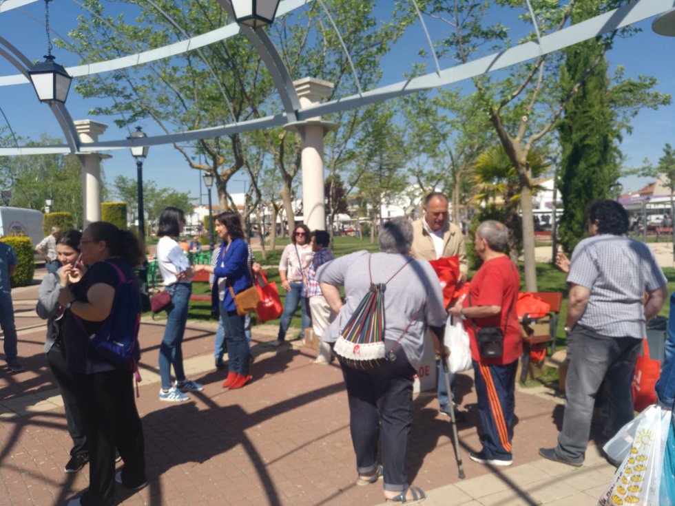 PSOE en el mercadillo PSOE en el mercadillo
