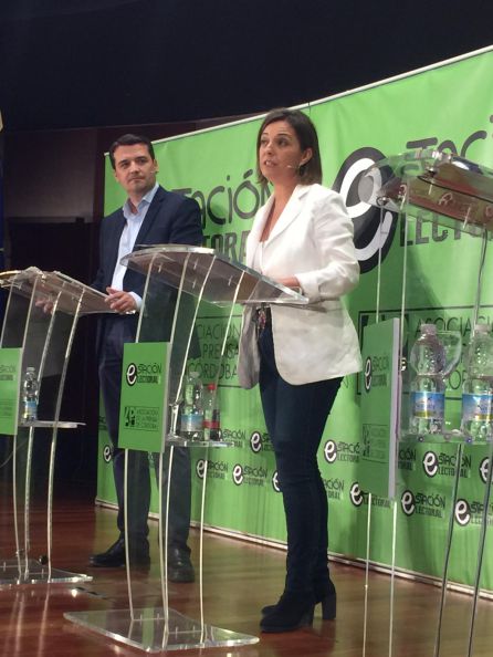 La alcaldesa y candidata a la reelección, Isabel Ambrosio, durante una de sus intervenciones en el debate de la Asociación de la Prensa de Córdoba La alcaldesa y candidata a la reelección, Isabel Ambrosio, durante una de sus intervenciones en el debate de la Asociación de la Prensa de Córdoba