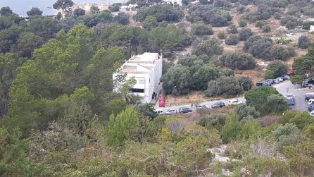 Un helicóptero de la Policía está sobrevolando la zona Un helicóptero de la Policía está sobrevolando la zona