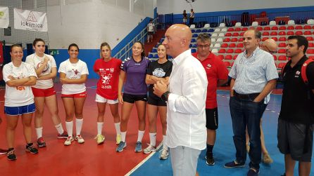 Programa de deportes de Alicante: De Paula: "Creo que si no somos favoritos, vamos a dar mucha guerra" Programa de deportes de Alicante: De Paula: "Creo que si no somos favoritos, vamos a dar mucha guerra"