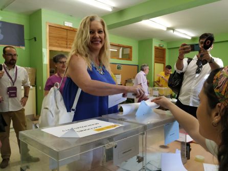 La candidata de Podemos a la alcaldía, Cristina Pedrajas, ejerce su derecho al voto en este 26-M La candidata de Podemos a la alcaldía, Cristina Pedrajas, ejerce su derecho al voto en este 26-M