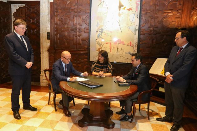 La Generalitat firma la compra del edificio de Correos para el Centro del Calzado La Generalitat firma la compra del edificio de Correos para el Centro del Calzado