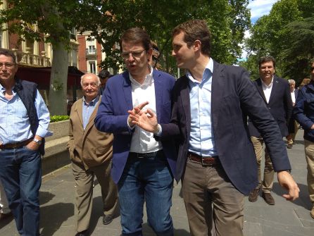 Pablo Casado: "Sólo el voto al PP puede limitar el poder de Pedro Sánchez los próximos 4 años" Pablo Casado: "Sólo el voto al PP puede limitar el poder de Pedro Sánchez los próximos 4 años"