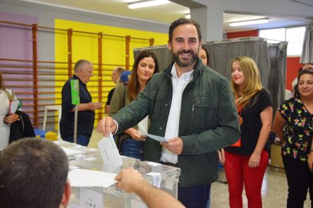 Los candidatos de Málaga acuden a las urnas Los candidatos de Málaga acuden a las urnas
