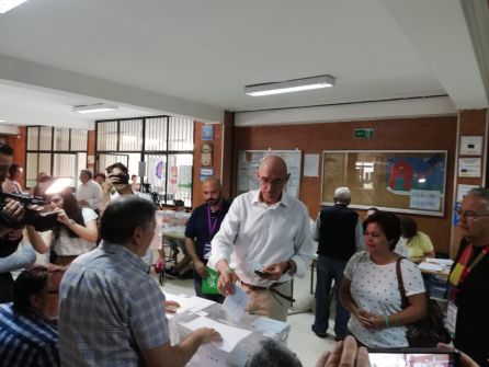 Los candidatos de Málaga acuden a las urnas Los candidatos de Málaga acuden a las urnas