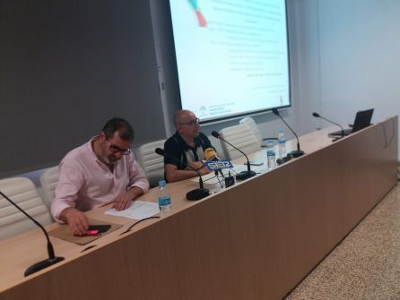 Momento de la intervención del concejal de Agricultura, Juan Caballero, en la inauguración Momento de la intervención del concejal de Agricultura, Juan Caballero, en la inauguración