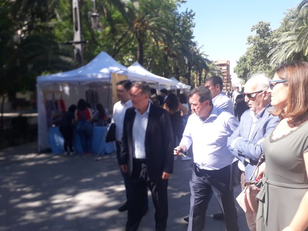 Autoridades visitan la Feria de la Formación Profesional en Linares. Autoridades visitan la Feria de la Formación Profesional en Linares.