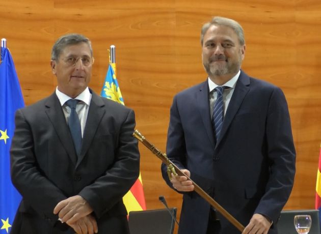 Juanjo Ruiz toma posesión como rector de la UMH Juanjo Ruiz toma posesión como rector de la UMH