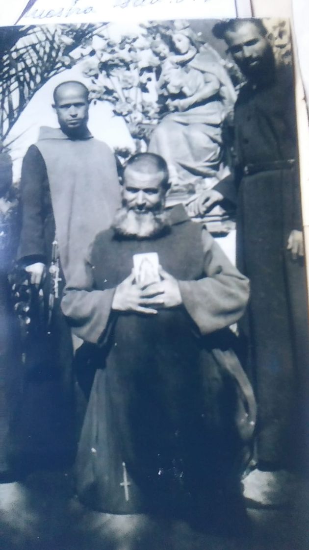 Juan Vicente con otros de los religiosos Juan Vicente con otros de los religiosos