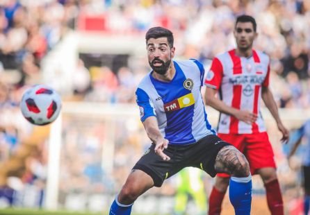 Remontada de los blanquiazules: El Hércules arrolla al Logroñés en 34 minutos ante 18.000 aficionados Remontada de los blanquiazules: El Hércules arrolla al Logroñés en 34 minutos ante 18.000 aficionados